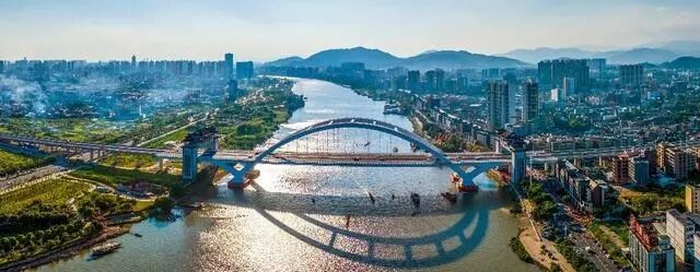 揭陽：支柱產業(yè)加速崛起 千年古鎮(zhèn)煥發(fā)新生